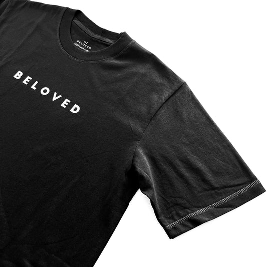 T-Shirt "Simply Beloved" in black